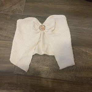 SHEIN Cream Textured Crop Top